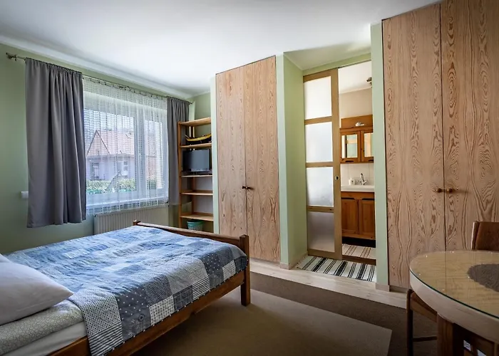 Kusfeld Δωμάτια σε οικογενειακή κατοικία Kuźnica